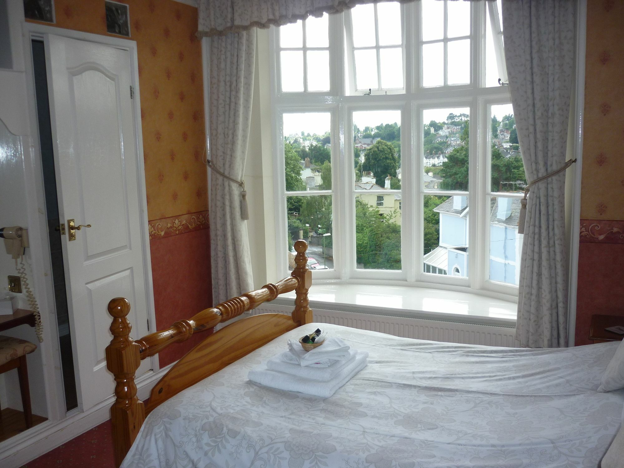 Ashwood Grange Bed & Breakfast Torquay Exterior photo